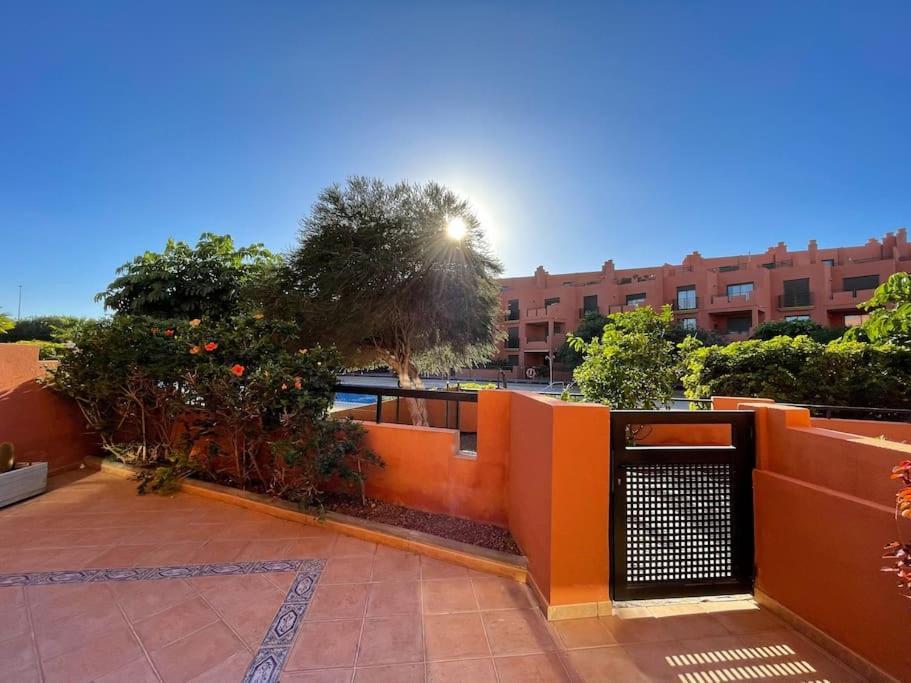 Cozy Apartment With Large Terrace Next To The Pool La Tejita Exteriör bild